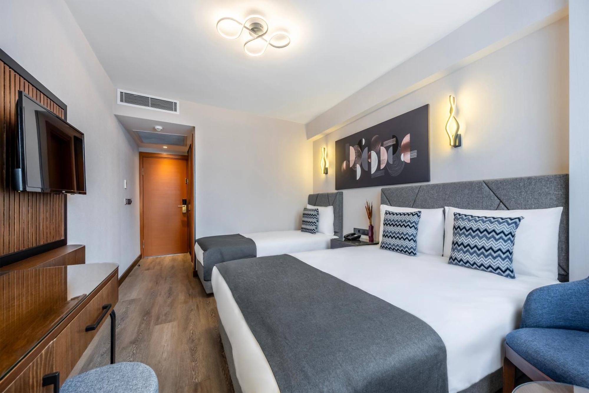 Hotel Bristol Стамбул Экстерьер фото