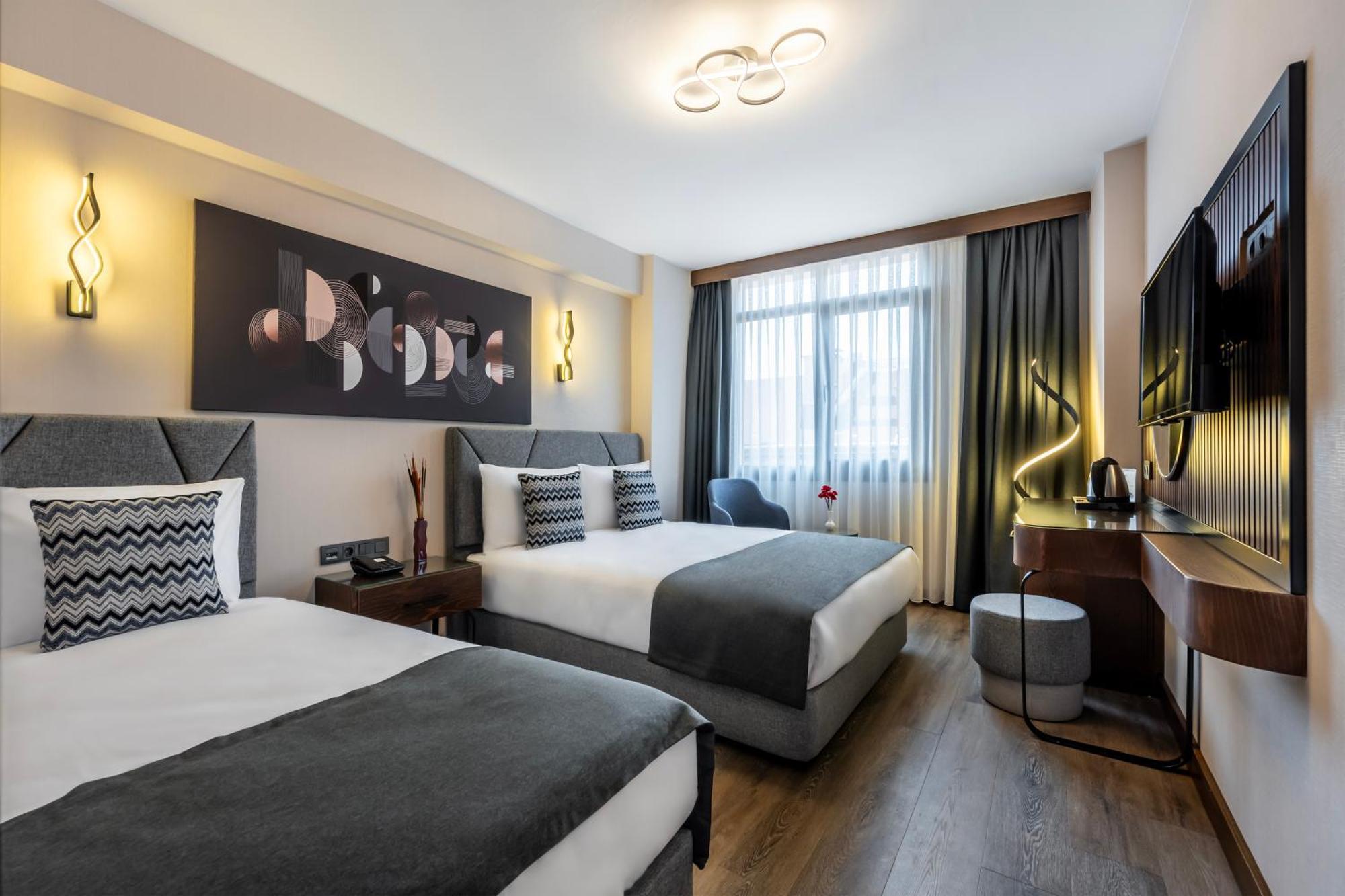 Hotel Bristol Стамбул Экстерьер фото