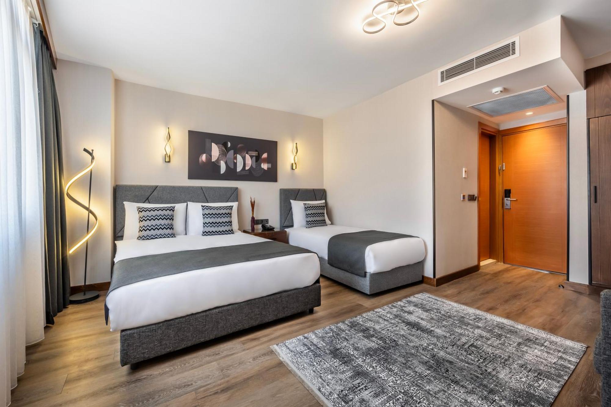 Hotel Bristol Стамбул Экстерьер фото